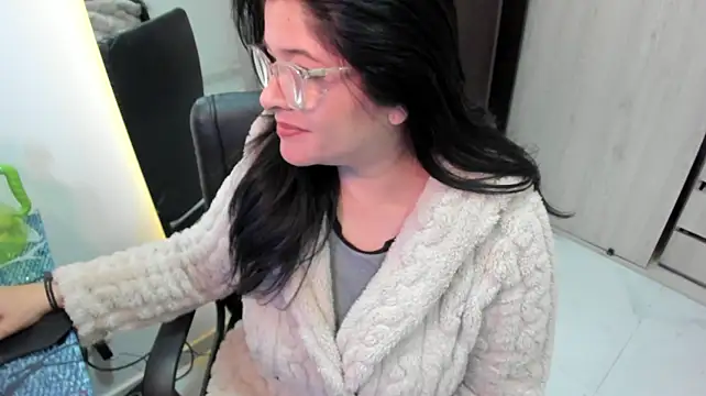 Chat XXX en directo de BellaFlaming