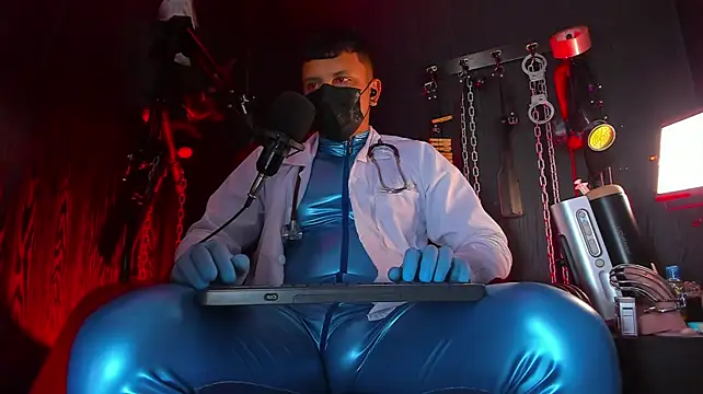 Master_Connor_BDSM 现场XXX聊天