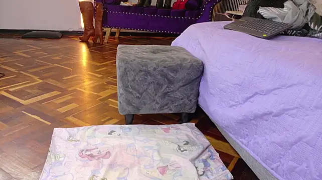 Scarlet_HiitのライブXXXチャット