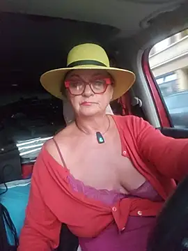 Hot-Muci Live XXX-Chat