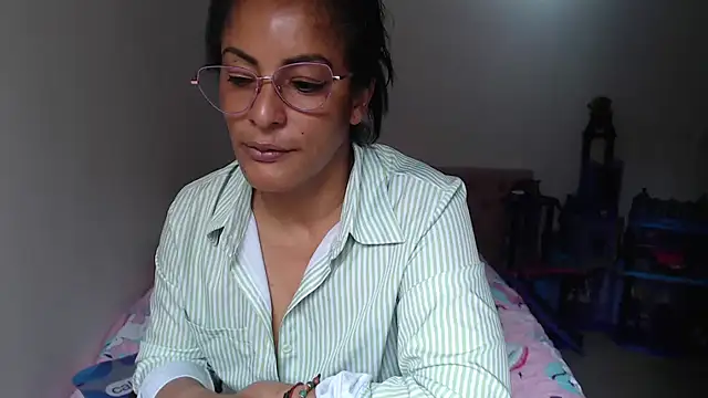 Chat XXX en directo de kateleyagrey