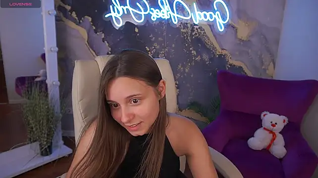 TinyNatalie 现场XXX聊天