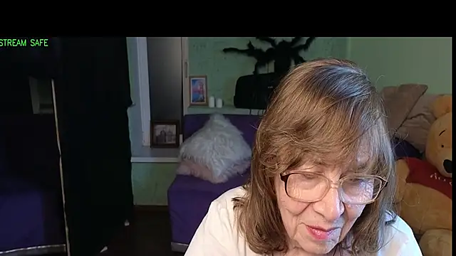 Betty_Brick: онлайн-секс-чат