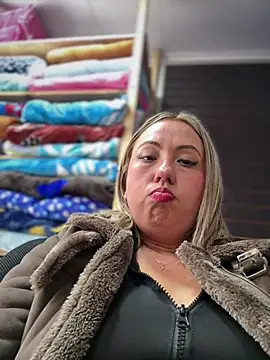 Chat XXX en directo de VIOLETA-25_