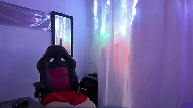Milly-Way Live XXX-Chat