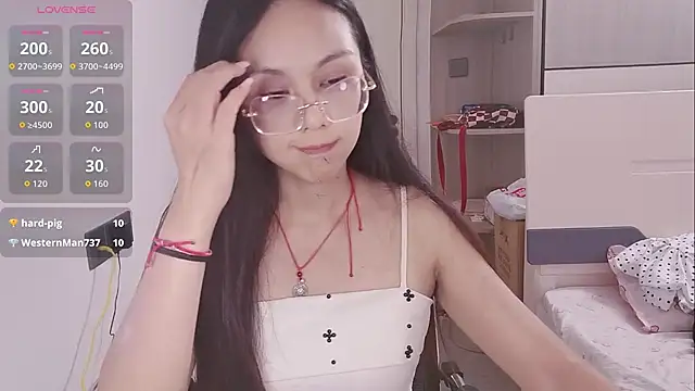 צ'אט XXX בשידור חי של yishan-22