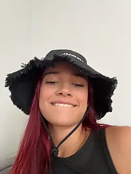 عرض كام amber_sparkle