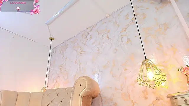 ariannaruiz 现场XXX聊天