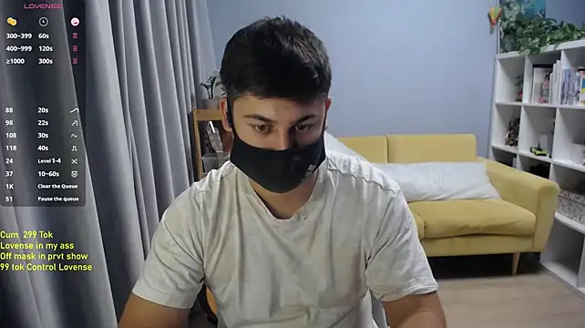 Tomguys Adlı Modelin Canlı XXX Sohbeti