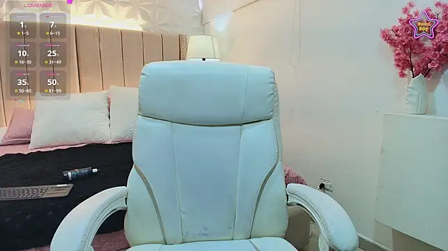 mia_thompsonn_ Adlı Modelin Canlı XXX Sohbeti