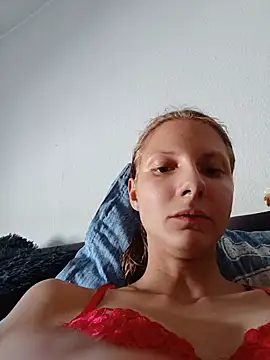 Show modela LenaGoldi na web-kameri