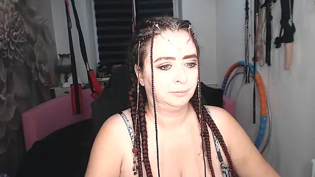 Chat +18 de MISSgoddessMARIA ao vivo