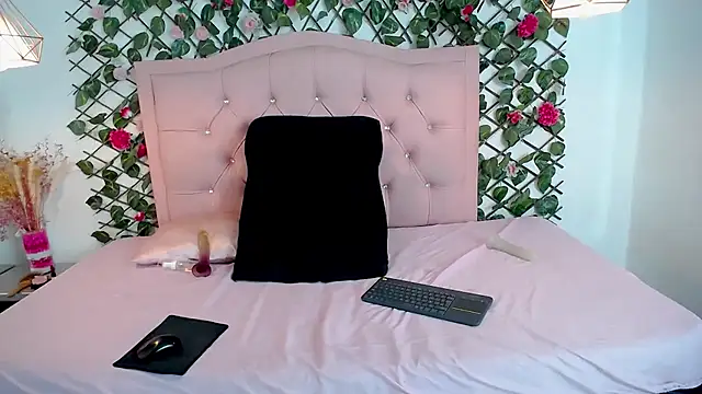 LucyCute_1's Live XXX Chat