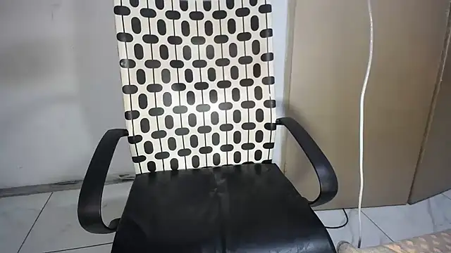 BootySoYummyX Chat XXX in diretta
