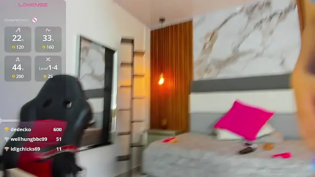 ZOEMARTINS1n Live XXX chat