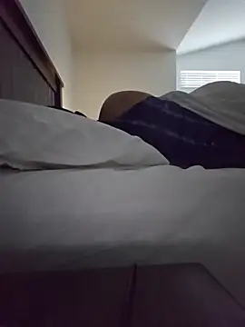 bigGirth4u Show in webcam