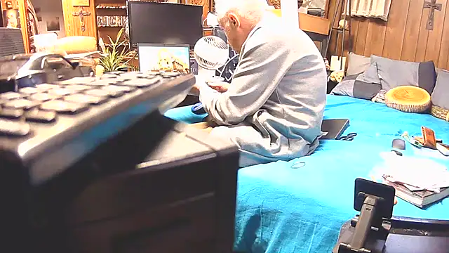 دردشة Makowboy الجنسية المباشرة