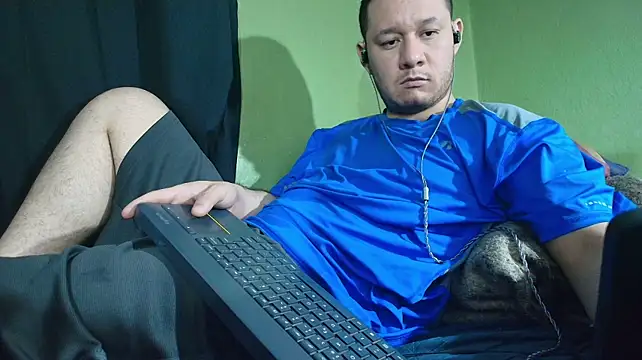 sweet_cock28 Live XXX Chat