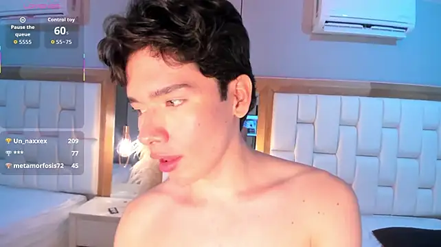 Chat +18 de MaxxieRay ao vivo