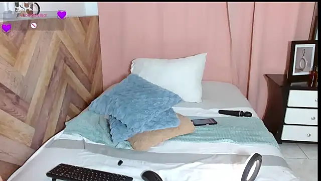 nickyCollins 라이브 XXX 채팅