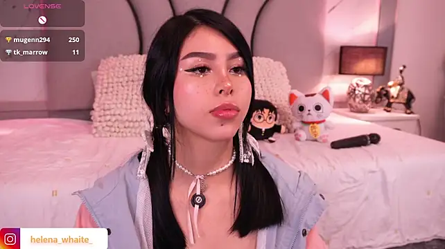 Chat XXX en directo de Helena_Whaite