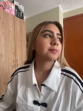 XXX chat uživo modela Miabonnett_