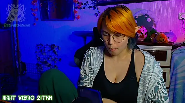 TrickyKitsune 라이브 XXX 채팅