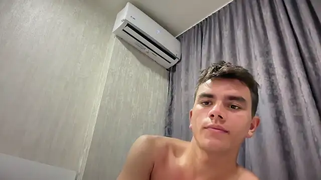 Just_Max02 webcam show