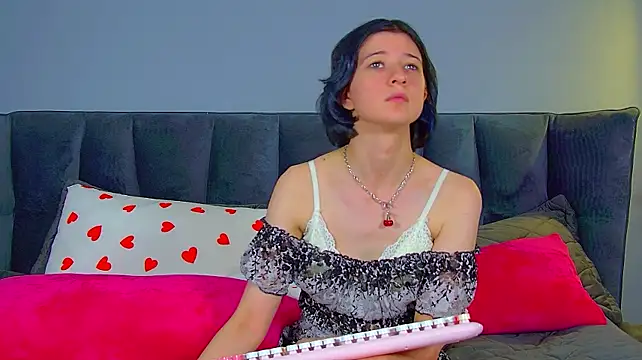 AnneAvelin Live XXX Chat