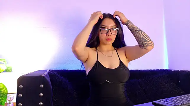Viollette_Kat's Live XXX Chat