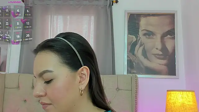 XXX chat uživo modela Beautyari_