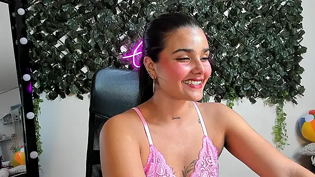 DestinyHills Chat XXX in diretta