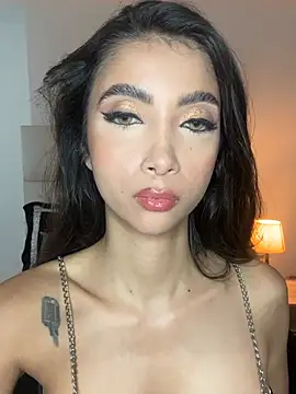 XXX chat uživo modela ValeriaVelvet