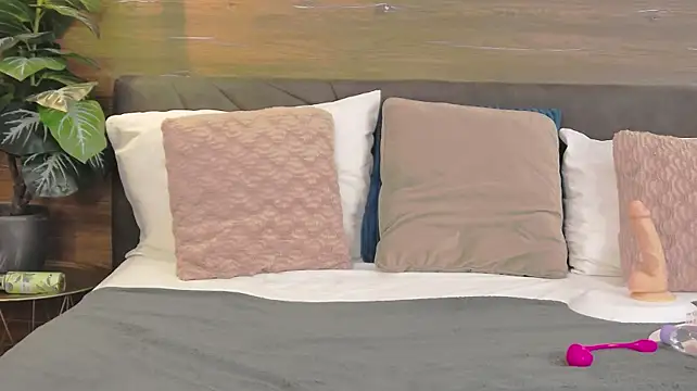 XXX chat uživo modela IrisSwift