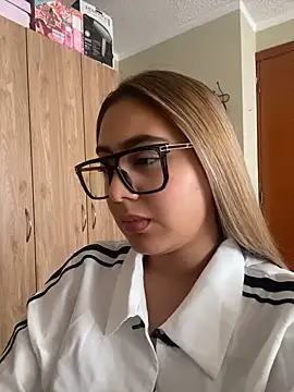 Miabonnett_n Live XXX chat