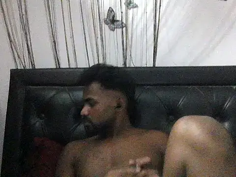 Онлайн чат XXX Hunkytop