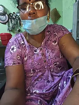 Tamilselviroja- লাইভ XXX চ্যাট