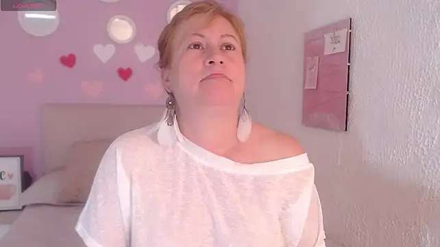MonyCassius Live XXX-Chat