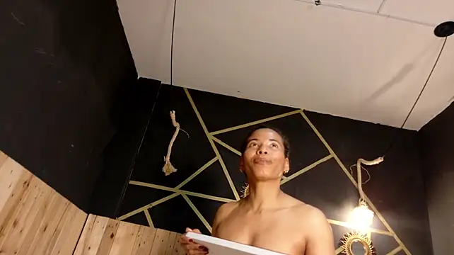 Chat +18 de Amara_Vex ao vivo