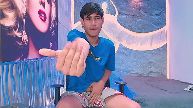 Tyler_schoby Webcamshow