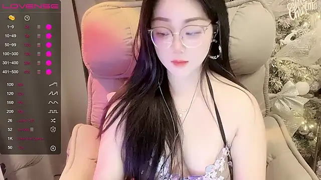 Monica-666888- 现场XXX聊天