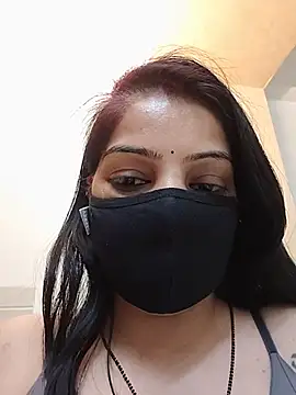 Hot_pooja2 Chat XXX in diretta
