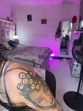 lucianaroy's Live XXX Chat
