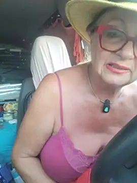 Hot-Muci Chat XXX in diretta