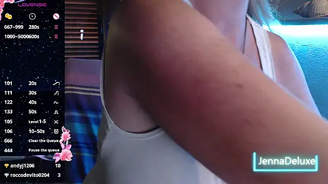 JennaDeluxe 现场XXX聊天