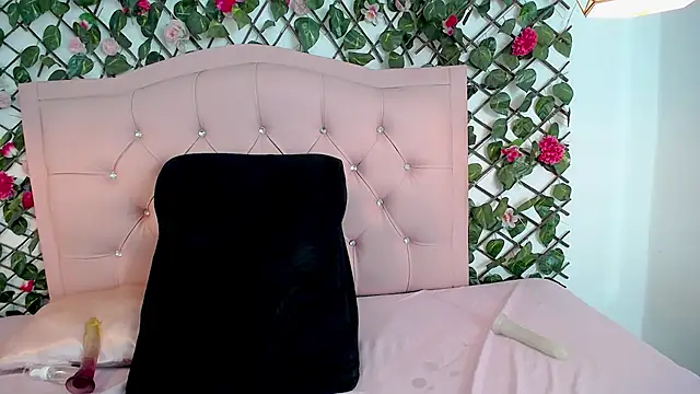 دردشة LucyCute_1 الجنسية المباشرة