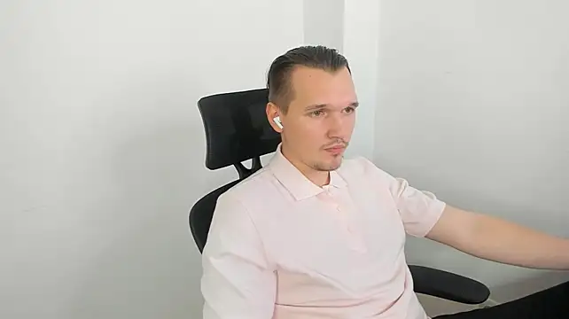 Faelan_Drift Show in webcam
