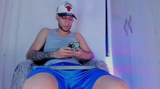 XXX chat uživo modela Angel_Boos