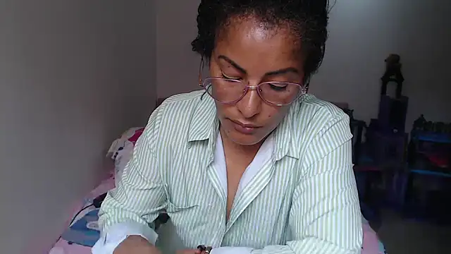 kateleyagrey's Live XXX Chat