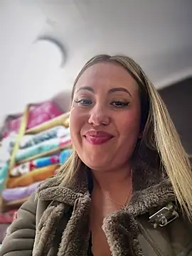 VIOLETA-25_ 라이브 XXX 채팅